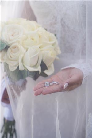 آتلیه بی رنگ 