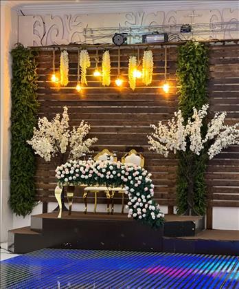 باغ تالار آناهیتا