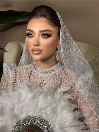  زیبایی و عروس سرای نگین