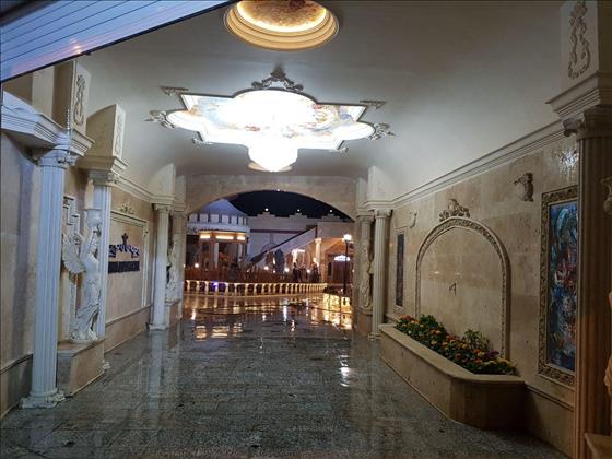 باغ تالار آناهیتا