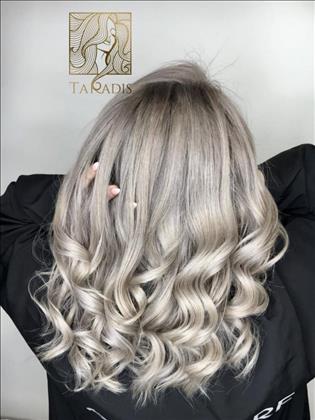 سالن زیبایی تارادیس