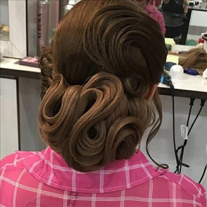 سالن زیبایی نگاه آریایی