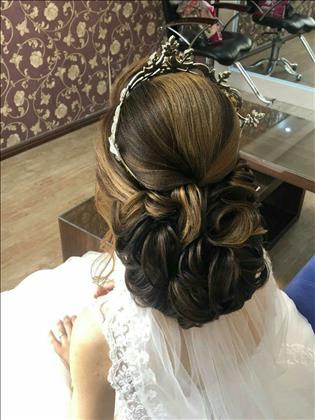 عروس سرای مونیک