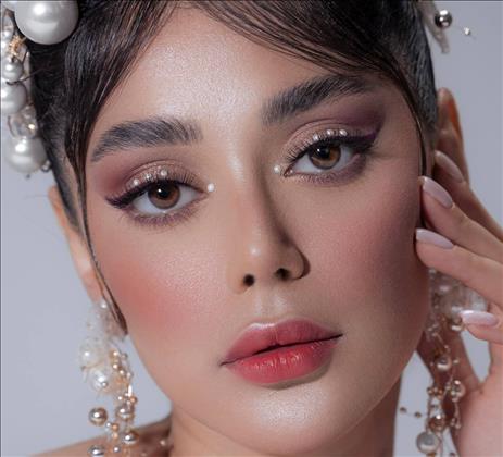 زیبایی مونا پارسا