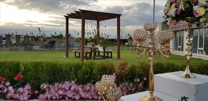 باغ تالار مزرعه سبز