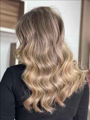 سالن زیبایی مژده احمدی