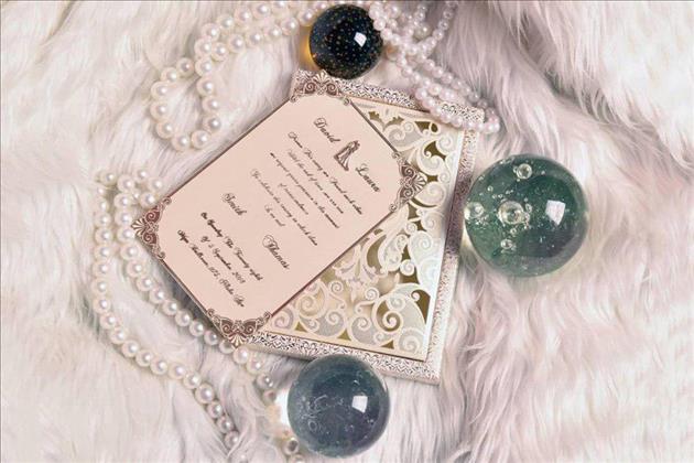 کارت عروسی پیروز عروس شهر