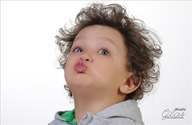 آتلیه عکاسی کودک گیلاس