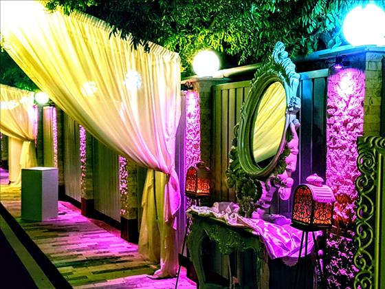 تالار باغ پدیده