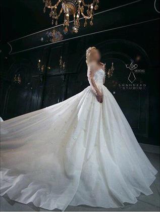 مزون لباس عروس و داماد مرداس