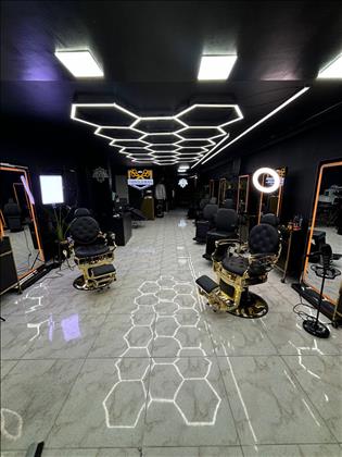 سالن آرایش مردانه اهورا