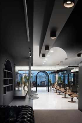 آرایشگاه داماد یونیک