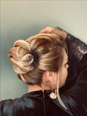 آموزشگاه زیبایی لیلا میرزائی