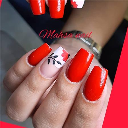 خدمات ناخن مهسا سلطانی