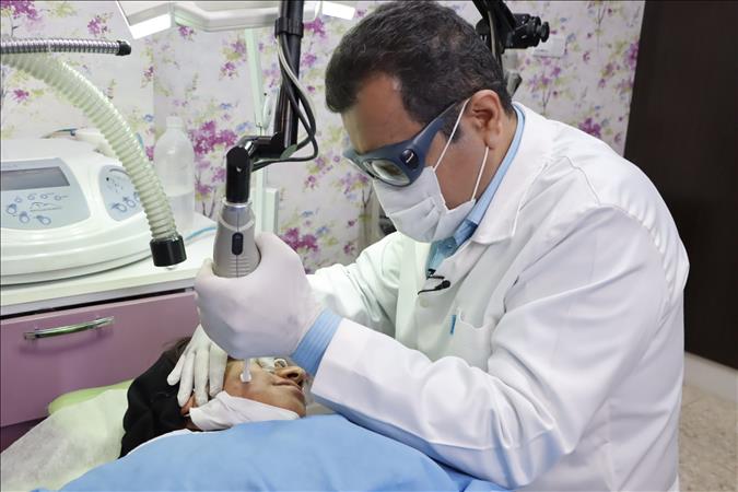 کلینیک تخصصی پوست دکتر وارث 