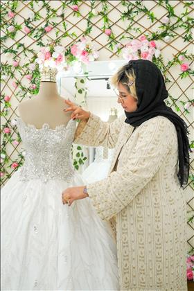 خانه مد عروس آسیایی