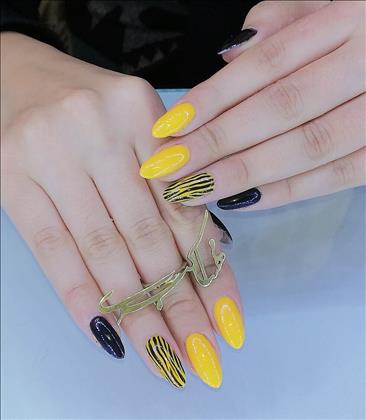 آموزش و اجرا تخصصی کاشت ناخن 