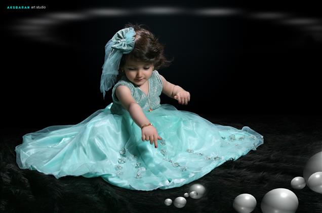 آتلیه عکسباران 