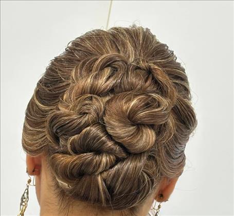 زیبایی ستاره طلایی