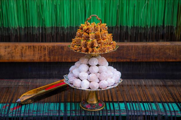 شیرینی سنتی مهروماه یزد