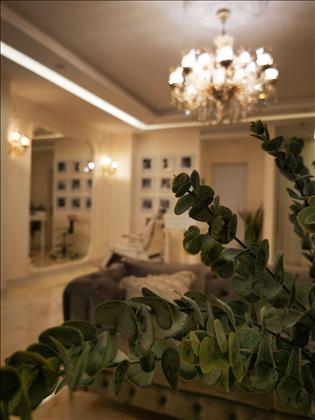 سالن  عروس ملکه