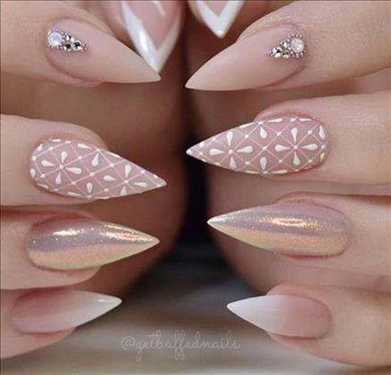 مرکز تخصصی کاشت ناخن ماسال