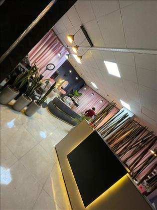 سالن زیبایی هانیه فخریان 