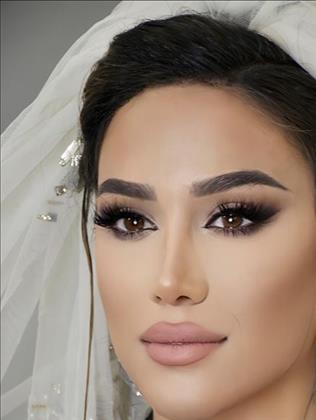 مرکز تخصصی عروس توتیا