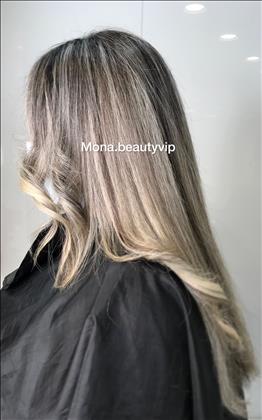 آموزشگاه آرایش و پیرایش مُنا