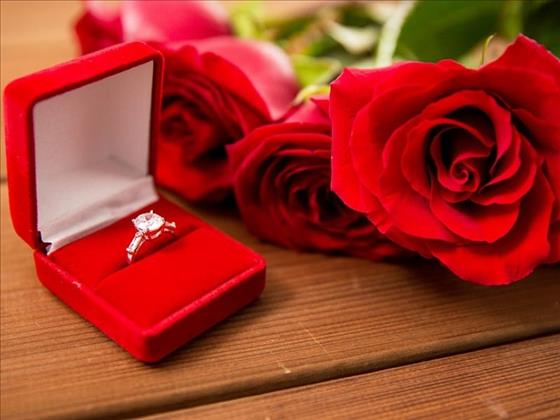 خرید سرویس طلا و جواهر 