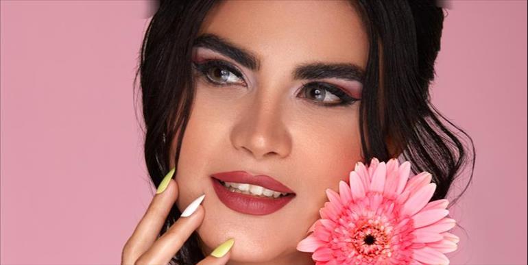 سالن زیبایی تاج بانو