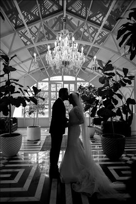 استودیو عکس و فیلم دادگر  استودیو عکس و فیلم دادگر