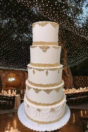 اجاره ماکت کیک عروسی  اجاره ماکت کیک عروسی