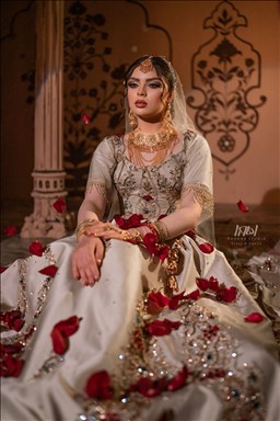 مزون لباس عروس