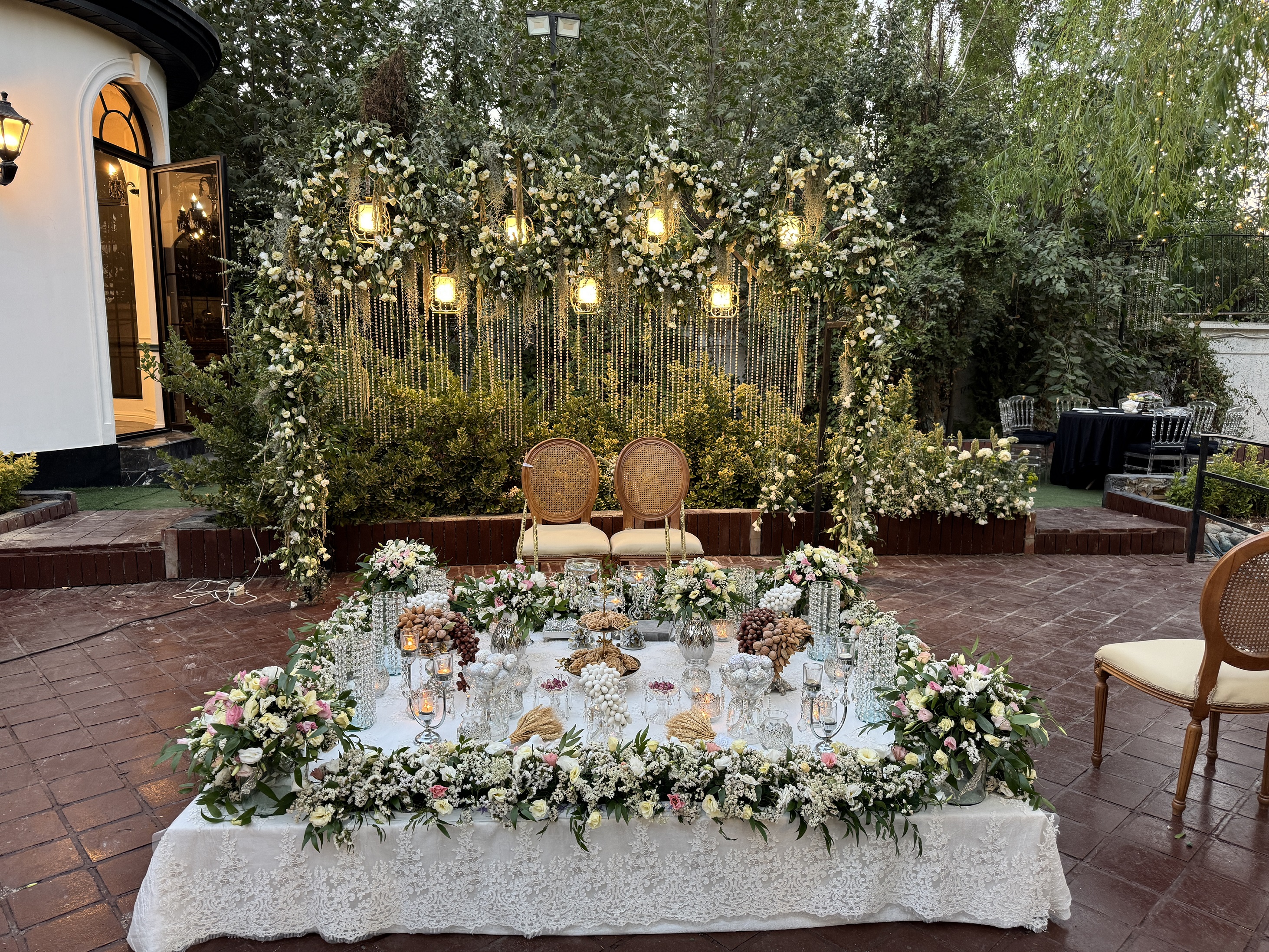 باغ تالار عمارت تشریفاتی پارمیدا 3 باغ تالار عمارت تشریفاتی پارمیدا 3