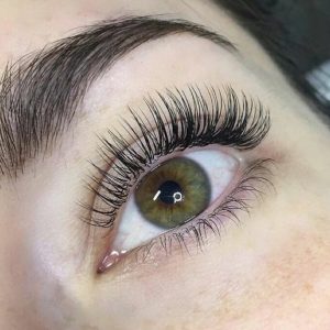 زیبایی الهه ثابتی