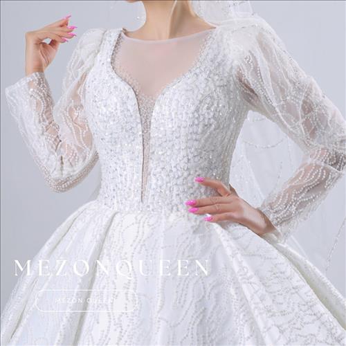 مزون عروس بانو شجاعی(کویین سابق)