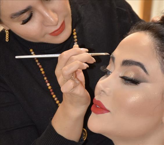 آموزش میکاپ تکتم حسنی