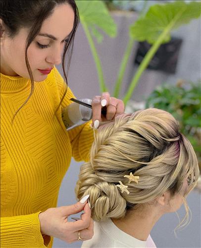 آموزش میکاپ و شنیون نرگس نادری