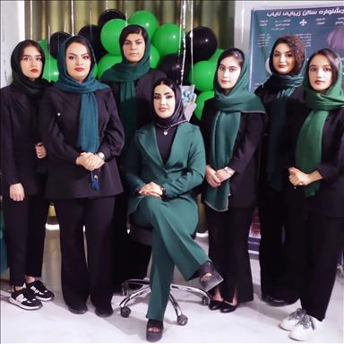 سالن زیبایی نایاب 1