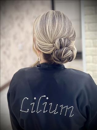 سالن زیبایی لیلیوم سالن زیبایی لیلیوم