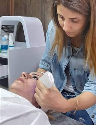 سالن پوست گل مریم