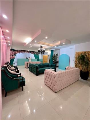 کلینیک زیبایی خانم دکتر عقیلی