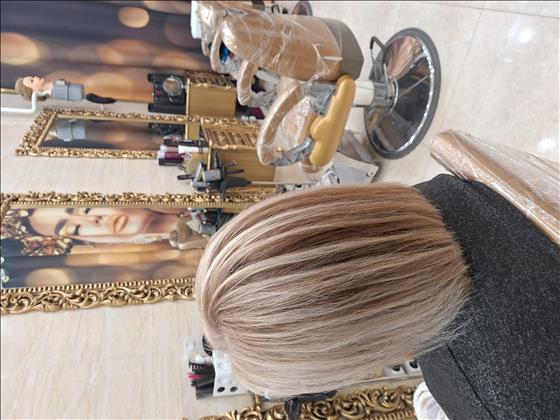 سالن زیبایی پرنیا