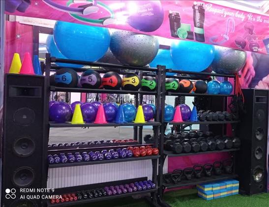 باشگاه بانوان جیم پلاس 