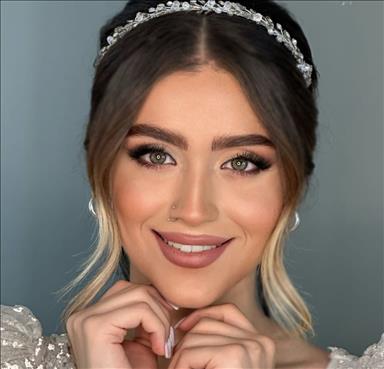 سالن زیبایی اندیشه