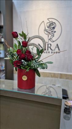 گلفروشی نیرا