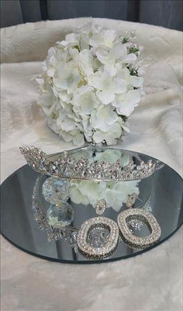مزون عروس شادان