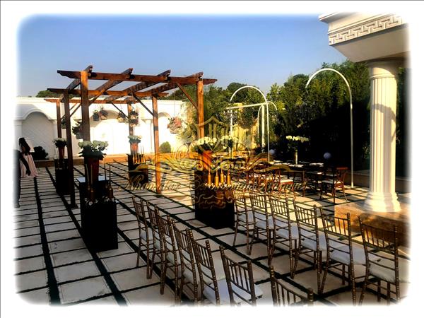 عمارت مجلل بهار گاردن