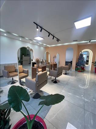 سالن زیبایی حیات 